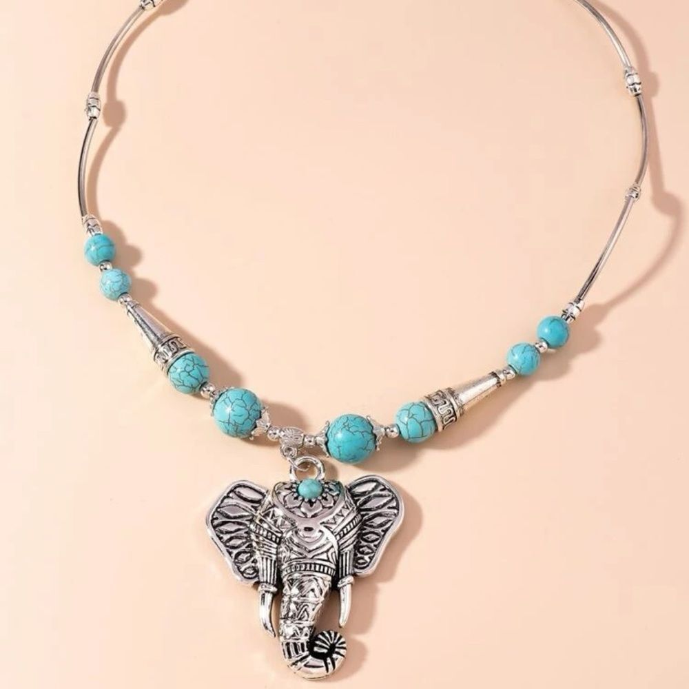 Boho WesternTribal Navajo Turquoise Beaded Elephant Head Charm Pendant Choker - Picture 3 of 12